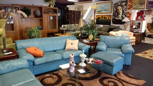 Consignment Shop «Design Furniture Outlet & Consignment», reviews and photos, 1928 Gulf to Bay Blvd, Clearwater, FL 33765, USA