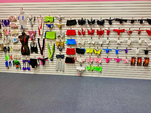 Landscaper «Southern Exposure Couples», reviews and photos, 2304 US-1, Fort Pierce, FL 34982, USA