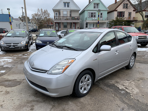 Used Car Dealer «DIAMOND AUTO SALES AND SERVICES 2016», reviews and photos, 1801 W Forest Home Ave, Milwaukee, WI 53204, USA