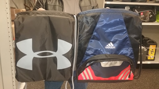 Sporting Goods Store «Academy Sports + Outdoors», reviews and photos, 130 S Hampton Pl, Clarksville, TN 37040, USA