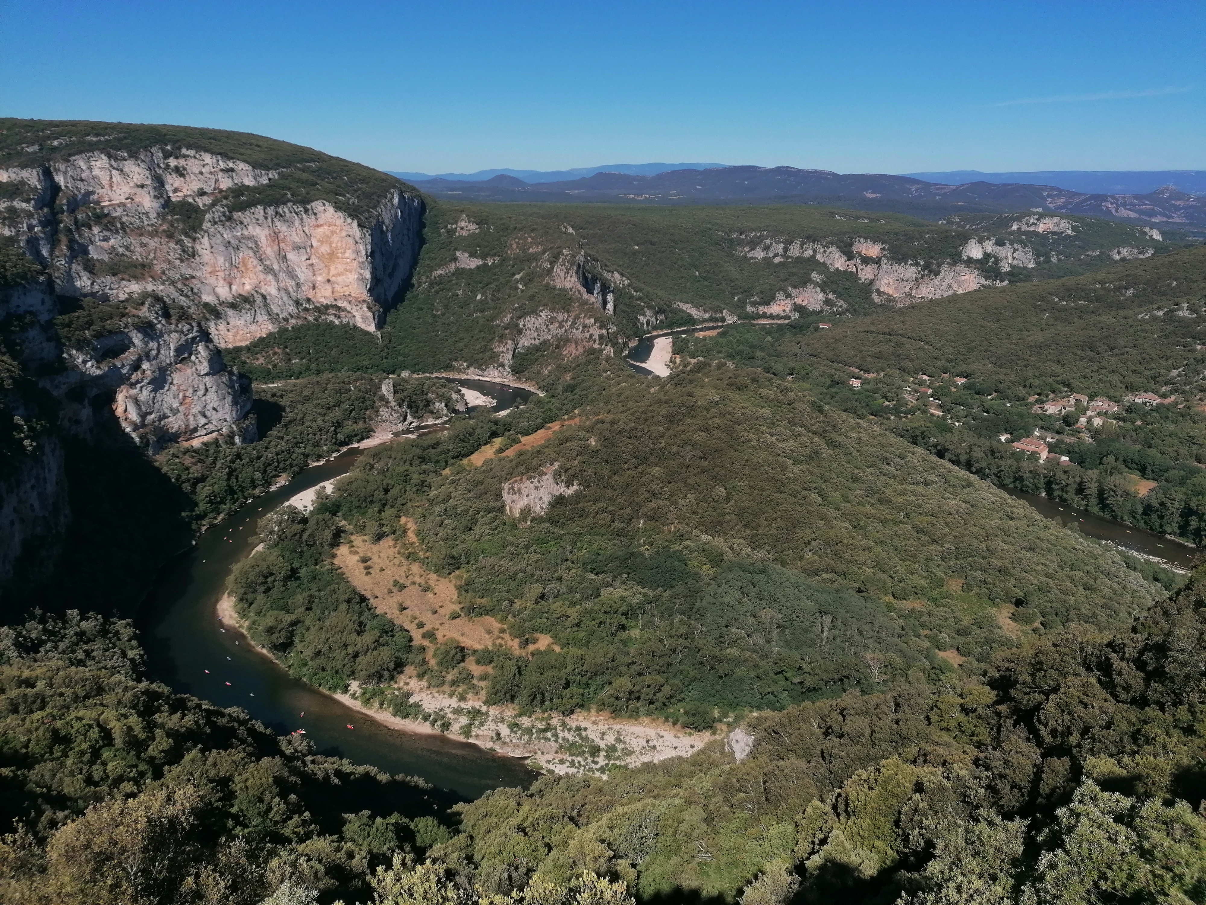 Photo n° 1 de l'avis de Lili.i fait le 14/06/2022 à 21:48