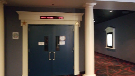 Movie Theater «Regal Cinemas Commonwealth Center 20 & IMAX», reviews and photos, 5001 Commonwealth Centre Pkwy, Midlothian, VA 23112, USA