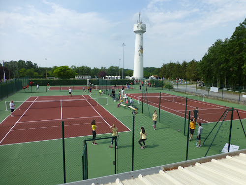 Courts de tennis à Vouillé