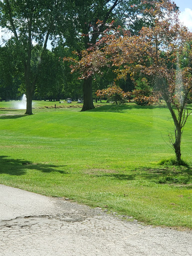 Golf Club «Hilliard Lakes Golf Club», reviews and photos, 31665 Hilliard Blvd, Westlake, OH 44145, USA