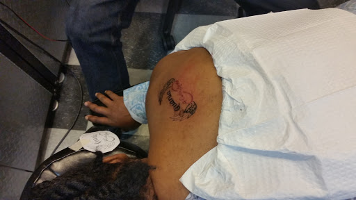 Tattoo Shop «Body Armor», reviews and photos, 3101 S Westnedge Ave, Kalamazoo, MI 49008, USA