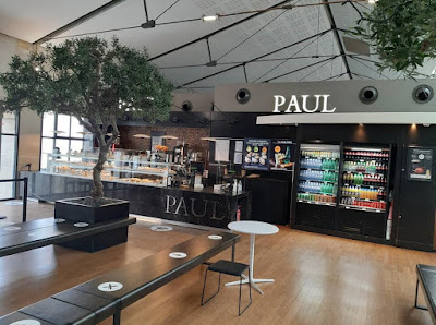 PAUL à Paris