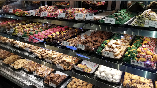 Shopping Mall «Lake Success Shopping Center», reviews and photos, 1526 Union Tpke, New Hyde Park, NY 11040, USA