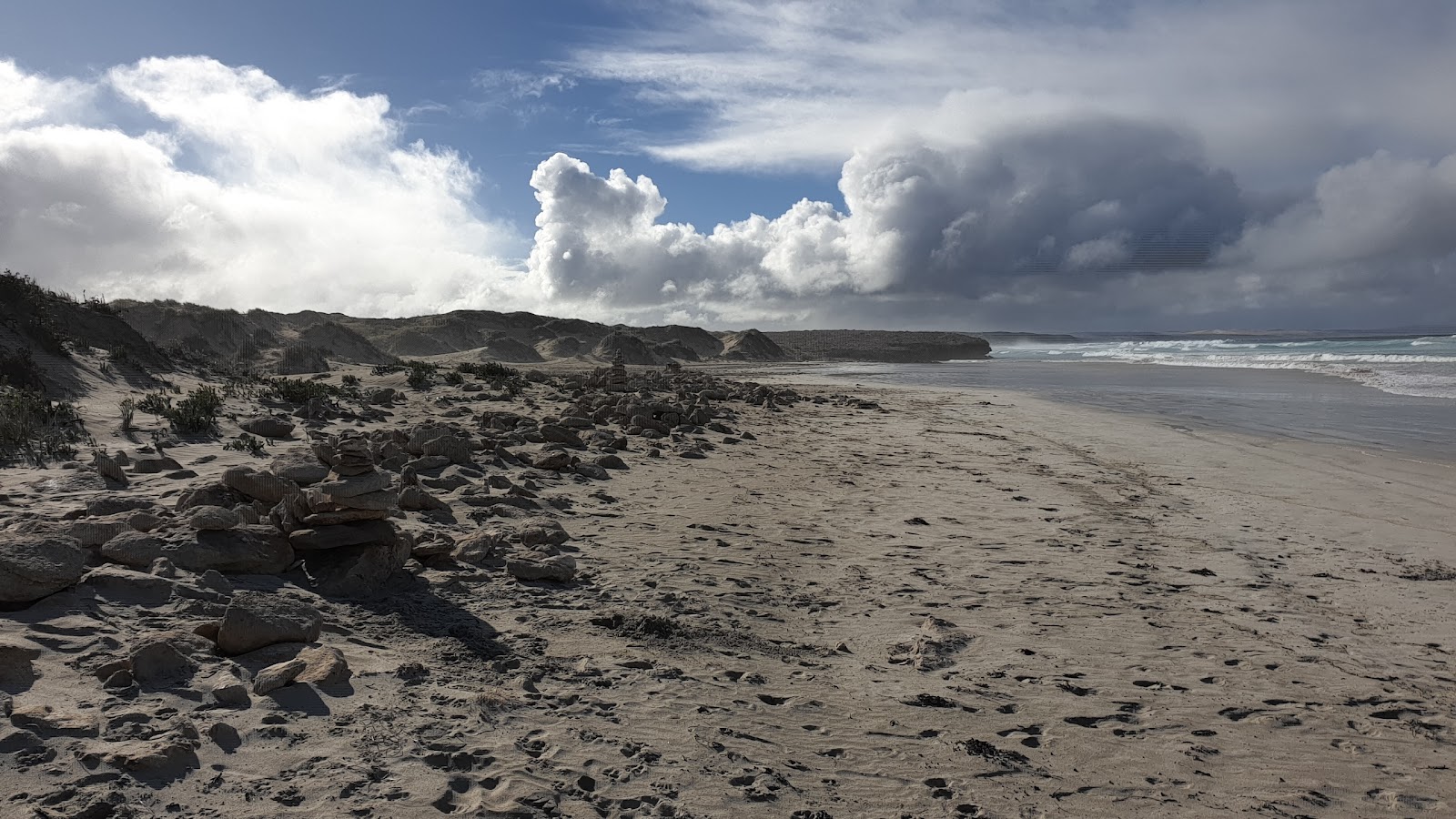 Photo de Mary Ellis Wreck Beach situé dans une zone naturelle