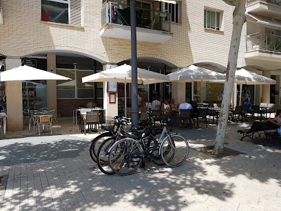 Bar Restaurant Cal Siscu - Passeig de Sant Joan Baptista de la Salle, 28, 43850 Cambrils, Tarragona, Spain