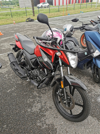 Track Cer - Motorcycle Ecole - Blanquefort-Bordeaux à Blanquefort, Gironde