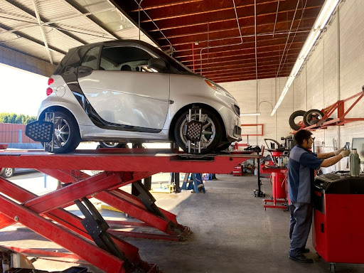 Auto Repair Shop «Blu Automotive», reviews and photos, 731 Pacific Coast Hwy, Harbor City, CA 90710, USA