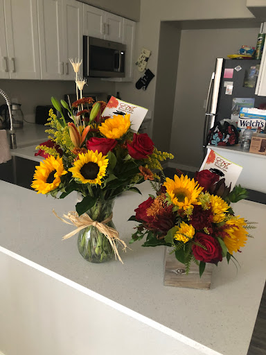 Florist «Elite Flowers and Gifts», reviews and photos, 20280 N 59th Ave #116, Glendale, AZ 85308, USA