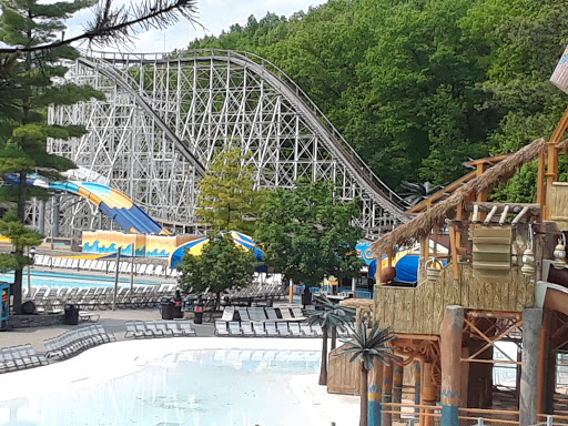 Resort «Six Flags Great Escape Lodge & Indoor Water park», reviews and photos, 89 Six Flags Drive, Queensbury, NY 12804, USA