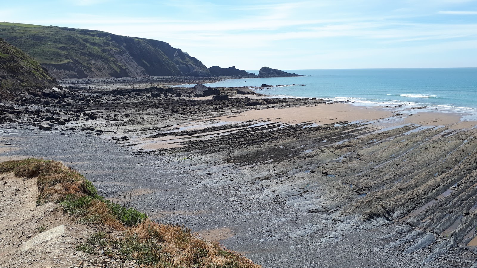 Welcombe Mouth beach'in fotoğrafı düz ve uzun ile birlikte