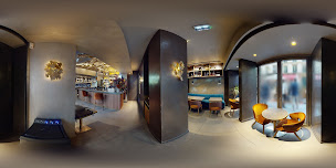 Photo n°62 de Bakus - Restaurant et bar à vin festif à Paris ()
