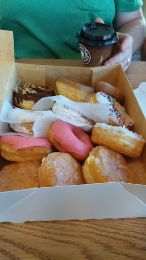 Donut Shop «Shipley Do-Nuts», reviews and photos, 6308 Denton Hwy, Watauga, TX 76148, USA