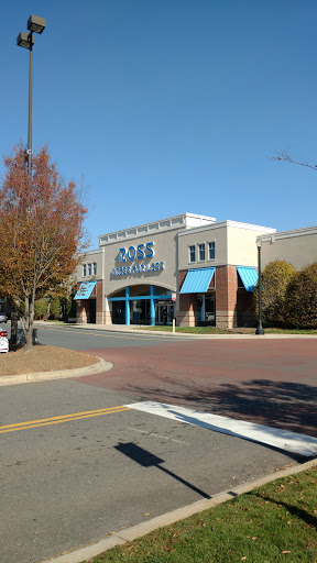 Clothing Store «Ross Dress for Less», reviews and photos, 550 John Ross Pkwy, Rock Hill, SC 29730, USA