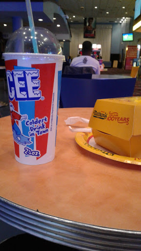 Movie Theater «Cross County Multiplex Cinemas», reviews and photos, 2 South Dr, Yonkers, NY 10704, USA