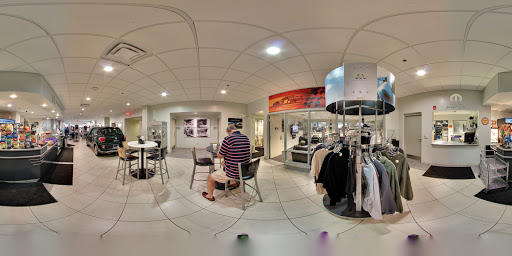 Jeep Dealer «Golling Chrysler Dodge Jeep Ram», reviews and photos, 2405 S Telegraph Rd, Bloomfield Hills, MI 48302, USA