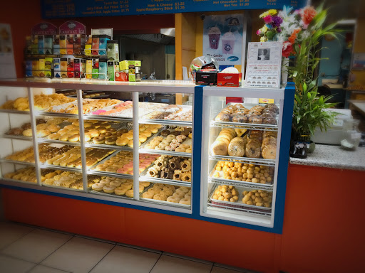 Donut Shop «Ala Mode Donut Shop», reviews and photos, 2801 Pinole Valley Rd # A, Pinole, CA 94564, USA