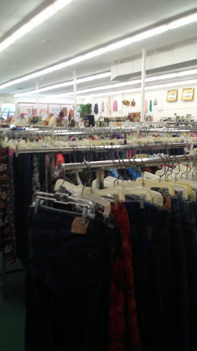 Thrift Store «Idaho Youth Ranch Thrift Store», reviews and photos, 506 E St, Rupert, ID 83350, USA