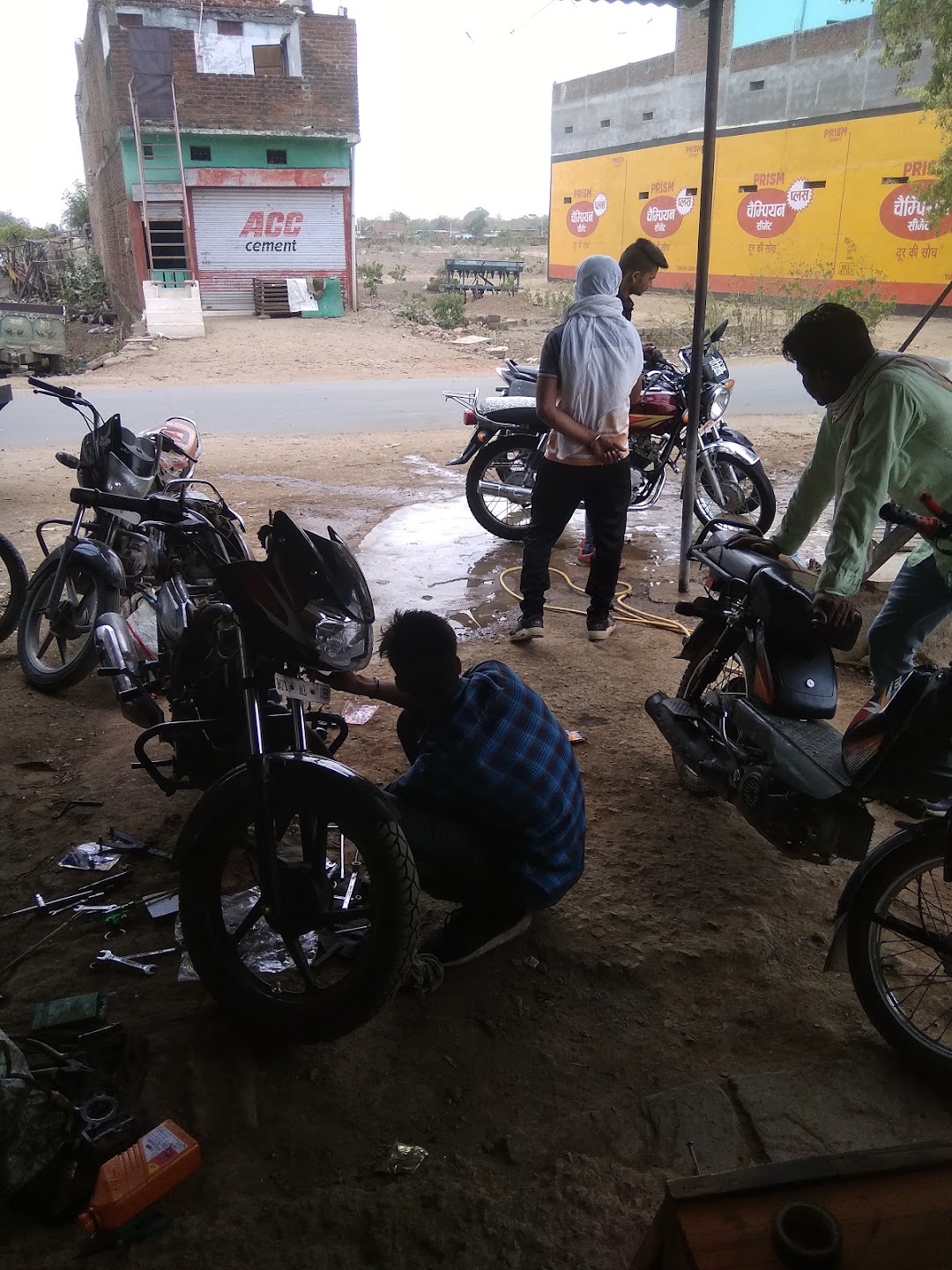 संस्कार ऑटो पार्ट्स