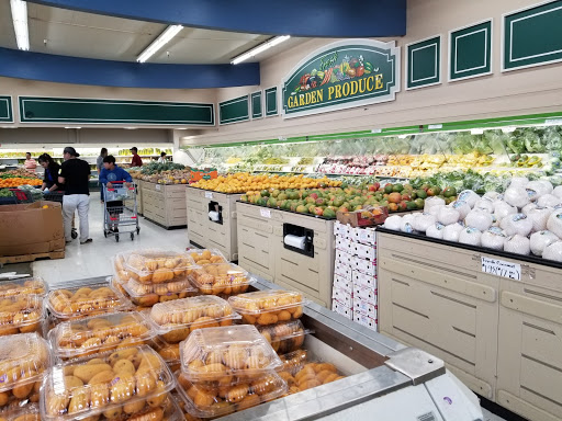 Asian Grocery Store «Hong Phat Food Center», reviews and photos, 101 SE 82nd Ave, Portland, OR 97216, USA
