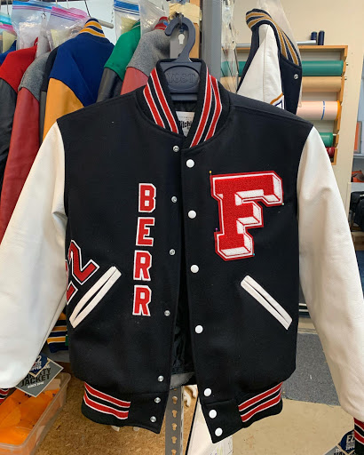 Sporting Goods Store «Ritchies Sporting Goods», reviews and photos, 137 South Ave, Tallmadge, OH 44278, USA