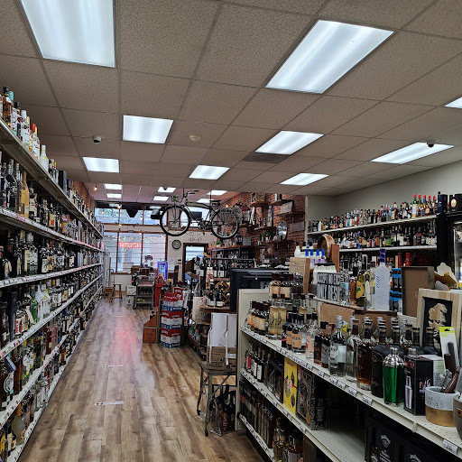 Liquor Store «Downtown Salem Liquors», reviews and photos, 263 Commercial St SE, Salem, OR 97301, USA