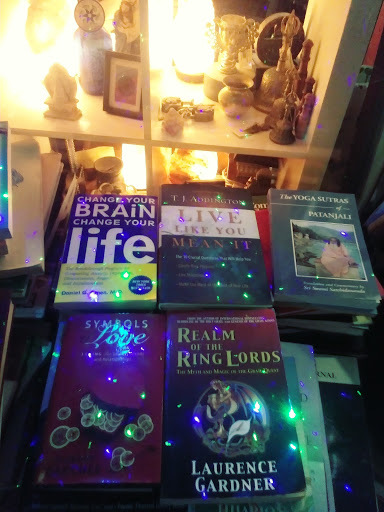 Book Store «Thunderbolt Spiritual Books», reviews and photos, 512 Santa Monica Blvd, Santa Monica, CA 90401, USA
