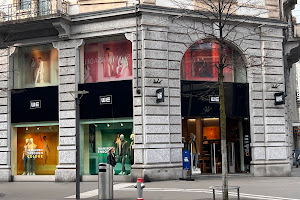 WE Fashion Zürich - Bahnhofstrasse