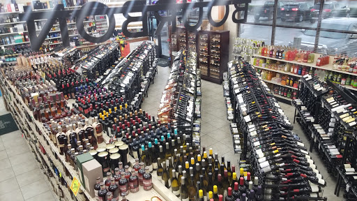 Liquor Store «Premier Fine Wine & Spirits», reviews and photos, 174 Yale St #800, Houston, TX 77007, USA