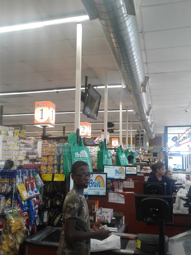 Grocery Store «Bravo Supermarkets», reviews and photos, 32-11 Beach Channel Dr, Far Rockaway, NY 11691, USA