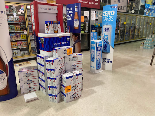 Liquor Store «Austin Liquors», reviews and photos, 20 Boston Turnpike, Shrewsbury, MA 01545, USA