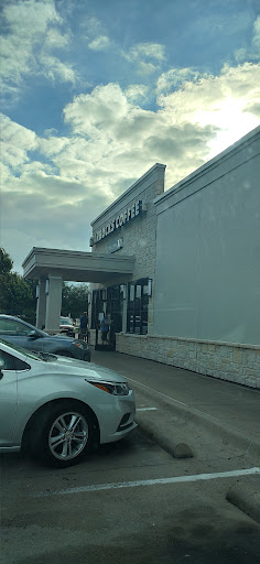 Coffee Shop «Starbucks», reviews and photos, 1601 N Cockrell Hill Rd, Dallas, TX 75211, USA
