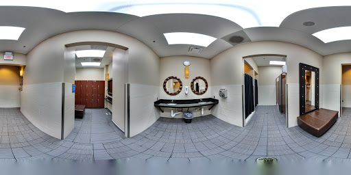 Health Club «Onelife Fitness - Newport News 24 Hour Xpress Gym», reviews and photos, 11805 Fountain Way, Newport News, VA 23606, USA