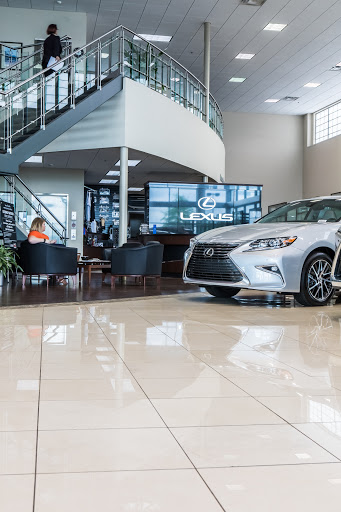 Lexus Dealer «Lexus of Louisville», reviews and photos, 2400 Blankenbaker Pkwy, Louisville, KY 40299, USA