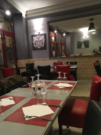 Atmosphère du Restaurant italien Pizzeria Santa Maria à Asnières-sur-Seine - n°1