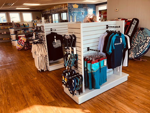 Used Store Fixture Supplier «STORE DISPLAY FIXTURES», reviews and photos, 444 W Mockingbird Ln, Dallas, TX 75247, USA