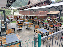 Atmosphère du Restaurant indien Annapurna 2 Grill N' Curry à Chamonix-Mont-Blanc - n°1