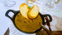 Plats et boissons du Restaurant français Auberge Les Granges du Liège à Les Monts-Ronds - n°16
