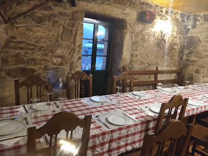 Mesón Restaurante A Xestosa - Lugar Cende, 17, 36873 Covelo, Pontevedra, Spain