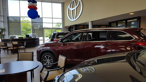 Ford Dealer «Oxmoor Auto Group», reviews and photos, 8001 Shelbyville Rd, Louisville, KY 40222, USA