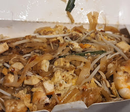 เจ้ฝน ผัดไทยโบราณ Traditional Padthai photo