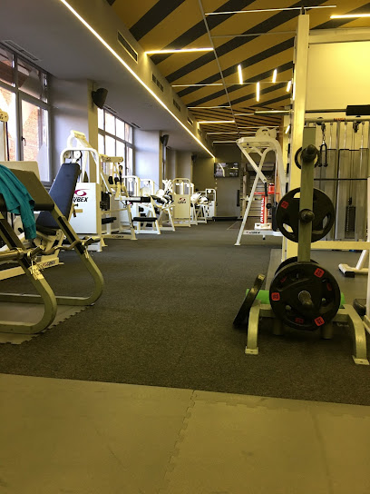 Gym n Juice Fitness Center - 8RG7+9WW, Rruga Myslym Shyri, Tiranë, Albania