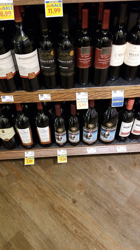 Grocery Store «Food Lion», reviews and photos, 1008 Fording Island Rd, Bluffton, SC 29910, USA