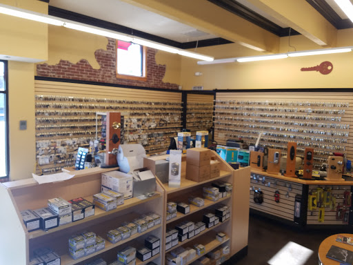 Locksmith «Lock Medic», reviews and photos, 123 W Broadway St, Lenoir City, TN 37771, USA