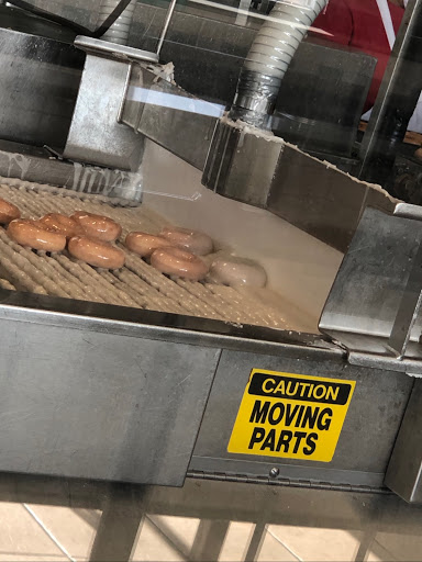 Bakery «Krispy Kreme Doughnuts», reviews and photos, 2900 S 108th St, Milwaukee, WI 53227, USA