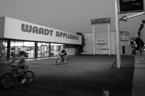 Appliance Store «Waadt Appliance», reviews and photos, 16919 Sherman Way, Van Nuys, CA 91406, USA