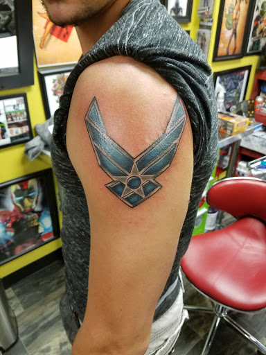 Tattoo Shop «Queen City Classic Tattoos», reviews and photos, 1323 Wabash Ave, Terre Haute, IN 47807, USA